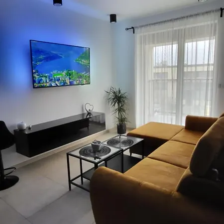 Apartament Jb 56M2 Parking,Balkon,2Sypialnie Legnica Exterior photo
