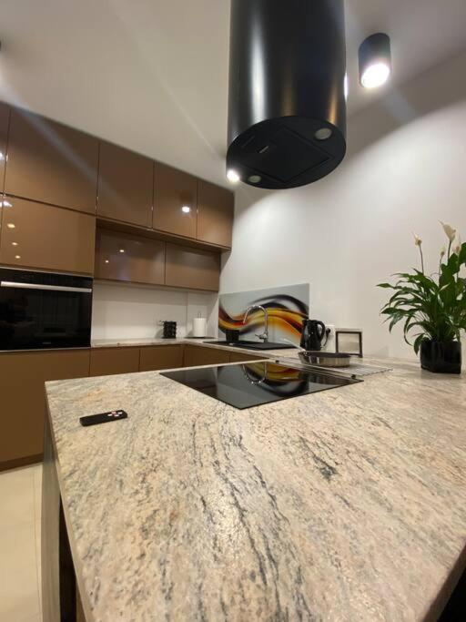 Jb 56m2 Parking,balkon,2sypialnie Apartment *